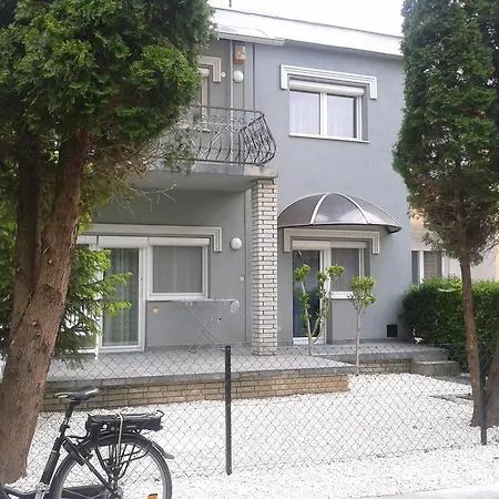 Appartement Apartman Kristaly